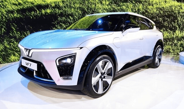 Xe VinFast VF 7
